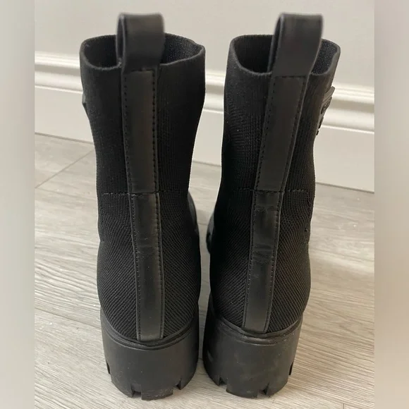 Guess Black Stretch Chelsea Lug Ankle Boots - Picture 5 of 11